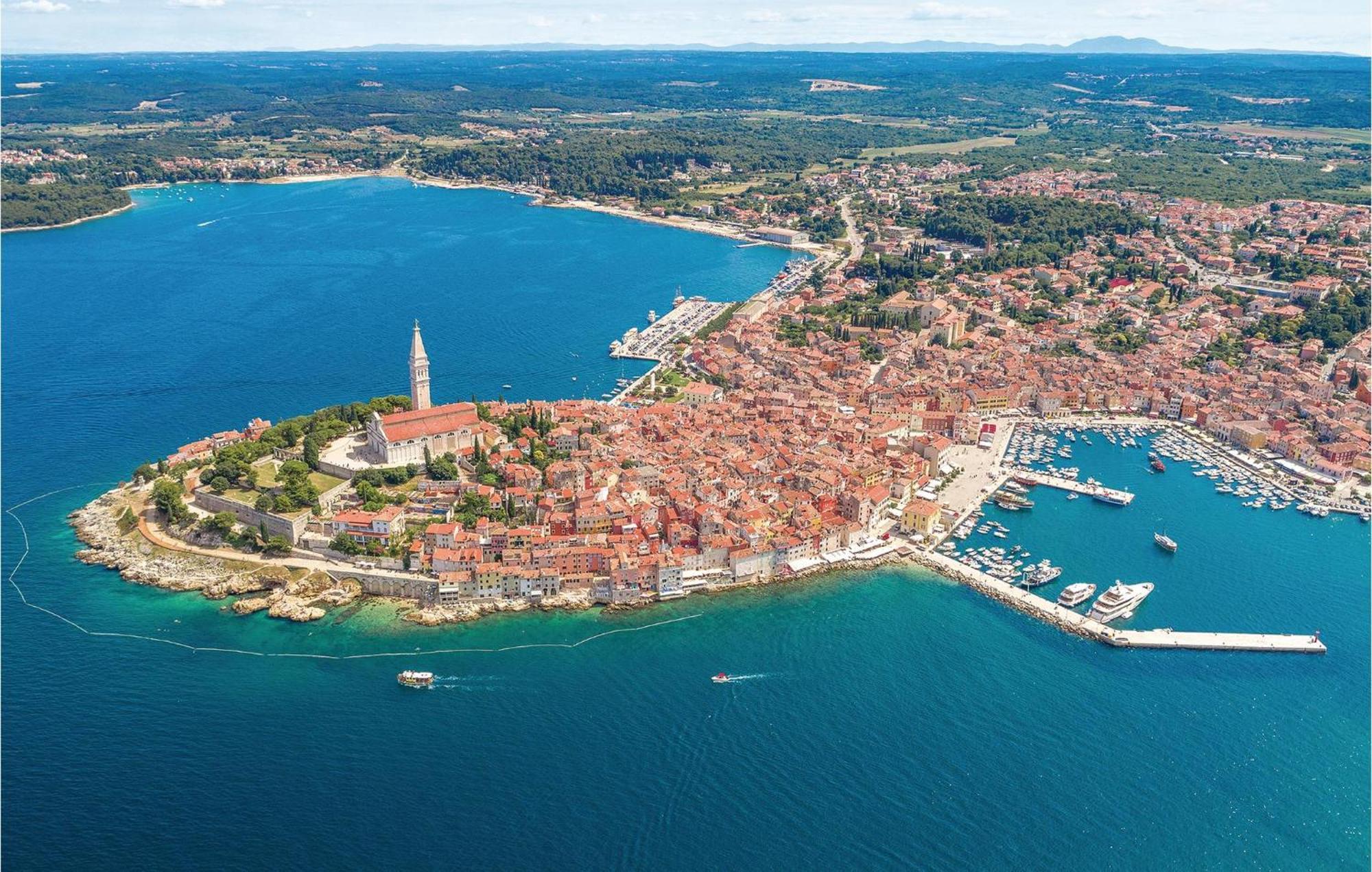 1 Bedroom Lovely Apartment In Rovinj Exterior photo